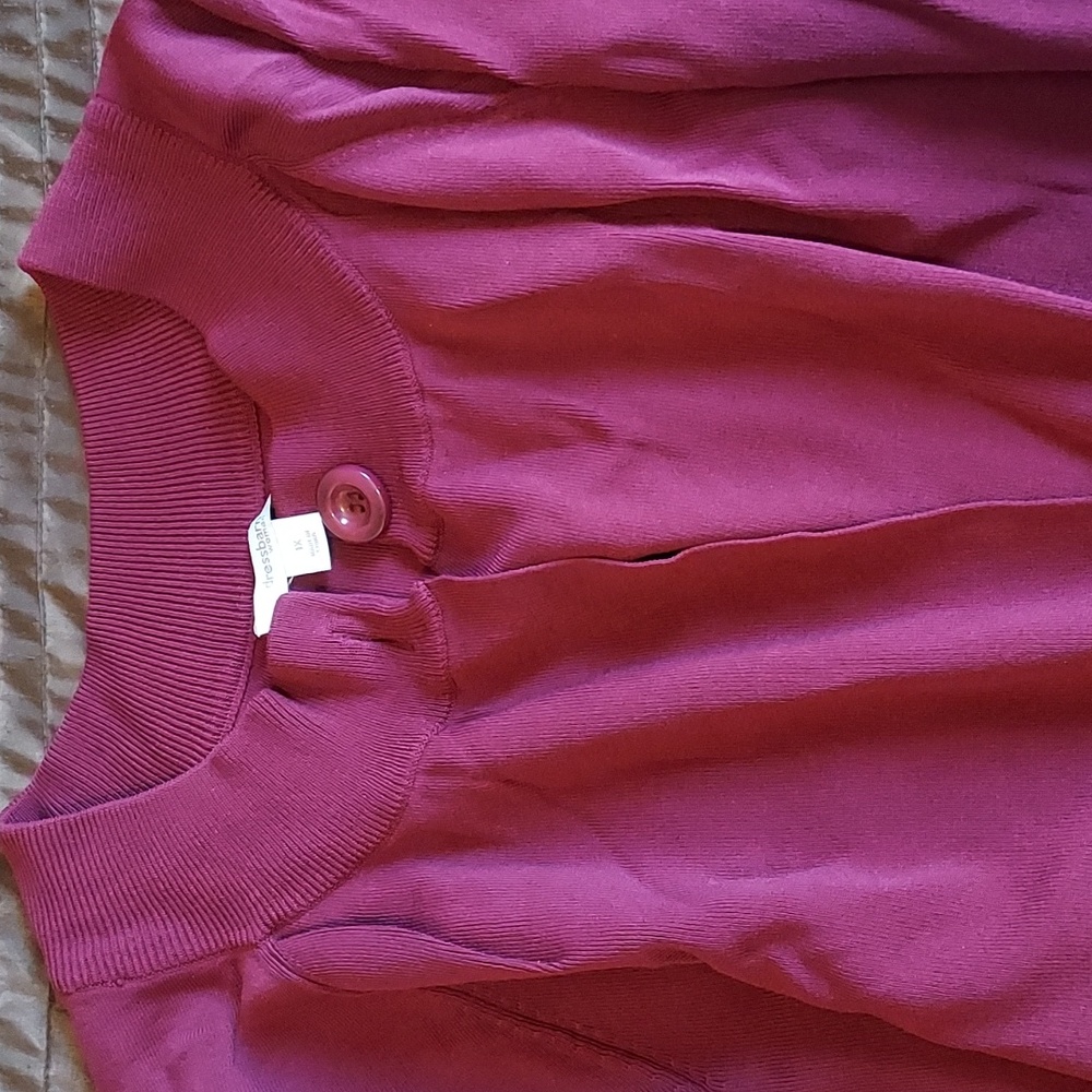 Burgundy 3/4 Sleeve sweater top